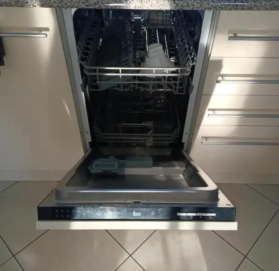 ２ベッドルームアパートメント, éva Apartmanház