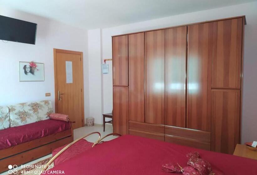 جناح مزوَّد بشرفة, B&b Lo Smeraldo