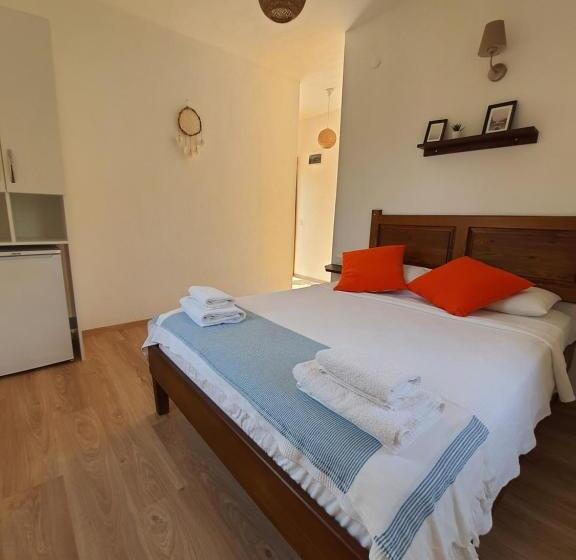 Standardrum med Terrass, Artolive Datca