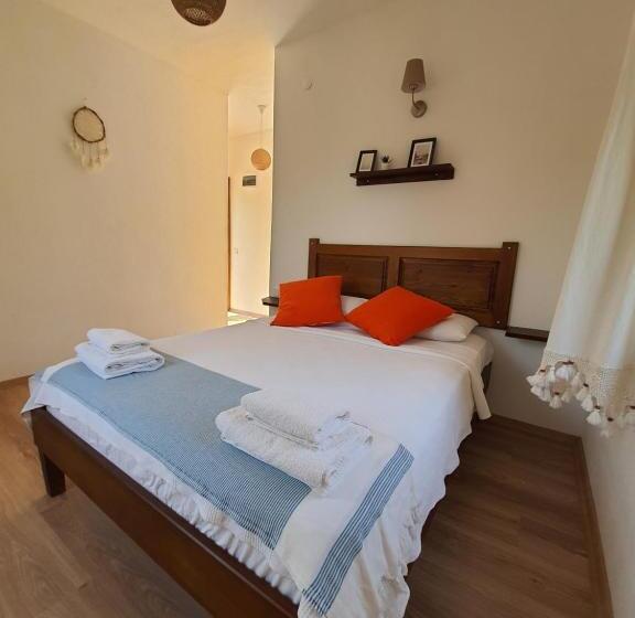 Standardrum med Terrass, Artolive Datca