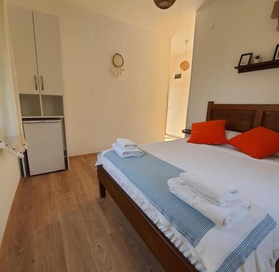 Standardrum med Terrass, Artolive Datca