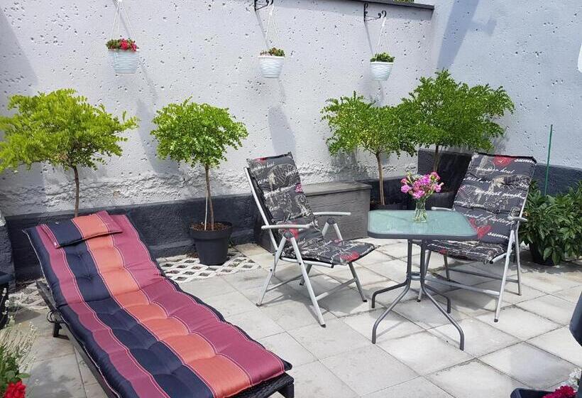 Номер Стандарт, Pferdepension Jäger