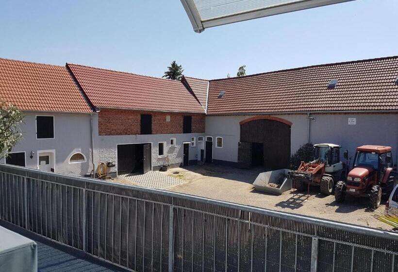 Апартаменты 1 Спальня с Балконом, Pferdepension Jäger