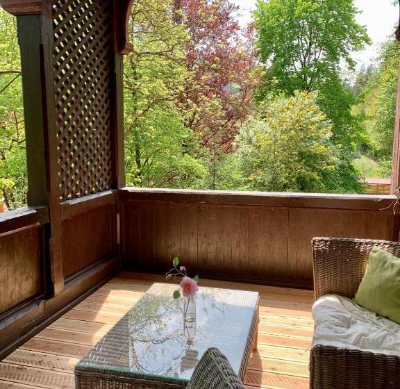 חדר דלוקס עם מרפסת, Penzión Astoria