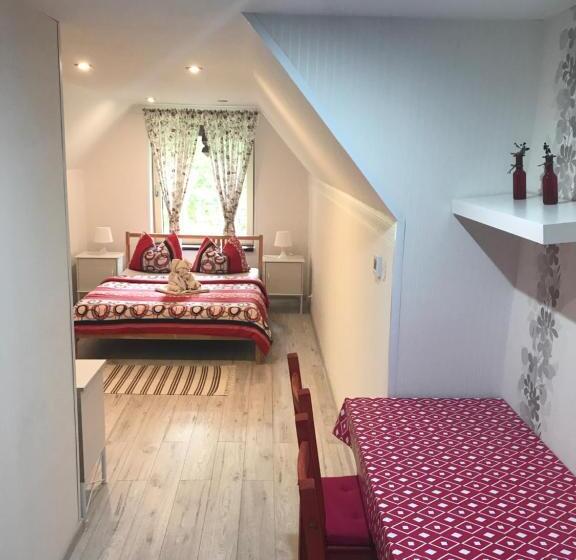 חדר בסיסי, Penzión Astoria