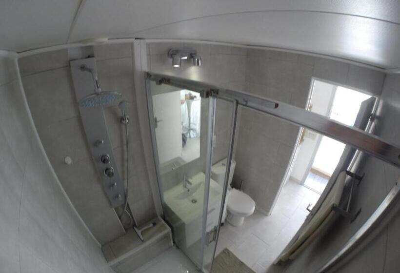 Apartamento 1 Dormitório, Studio Carré D Or Situé à 50 M De La Plage