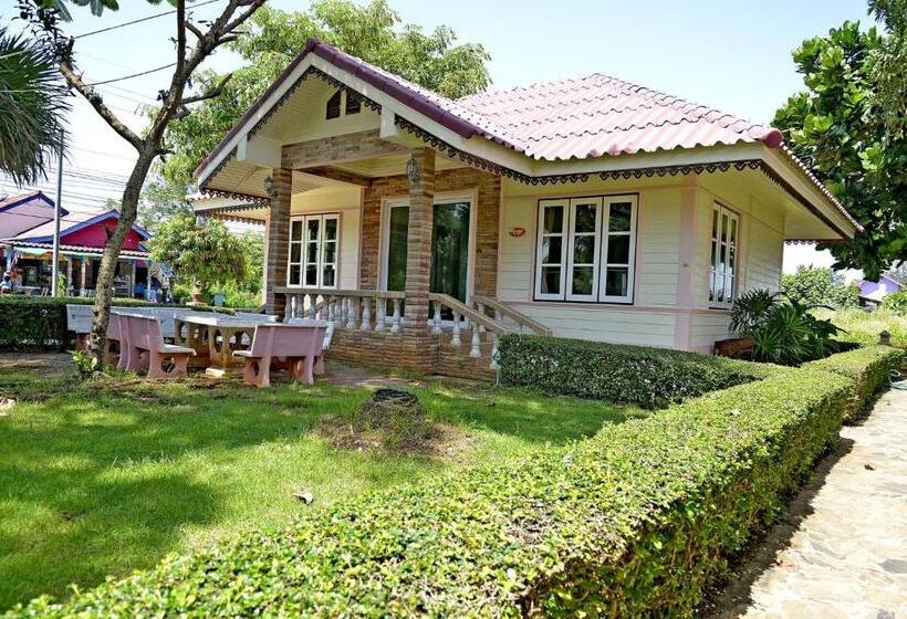 בונגלו סטנדרט 2 חדרי שינה, The Iris Resort