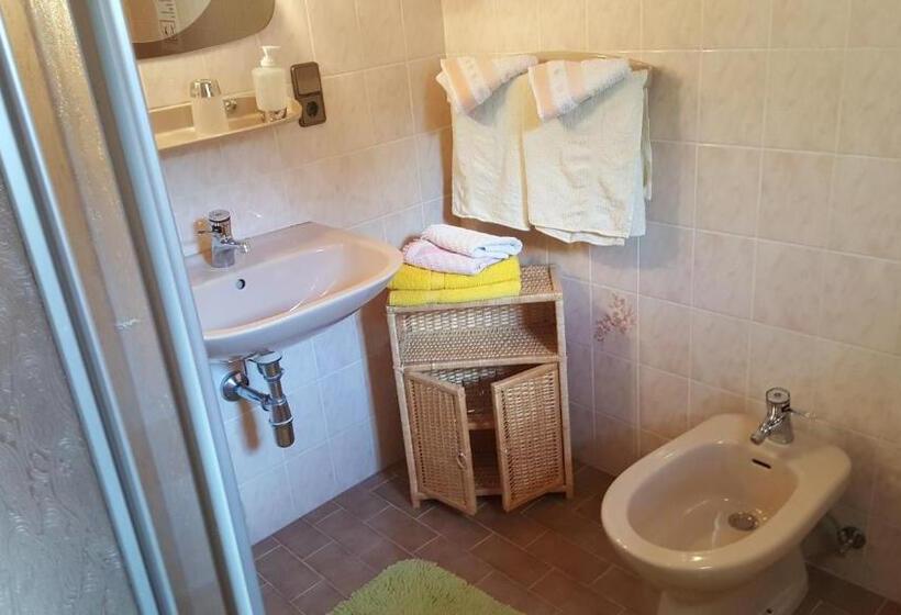 شقة غرفة واحدة مزودة بتراس, Apartmenthaus Kometerhof