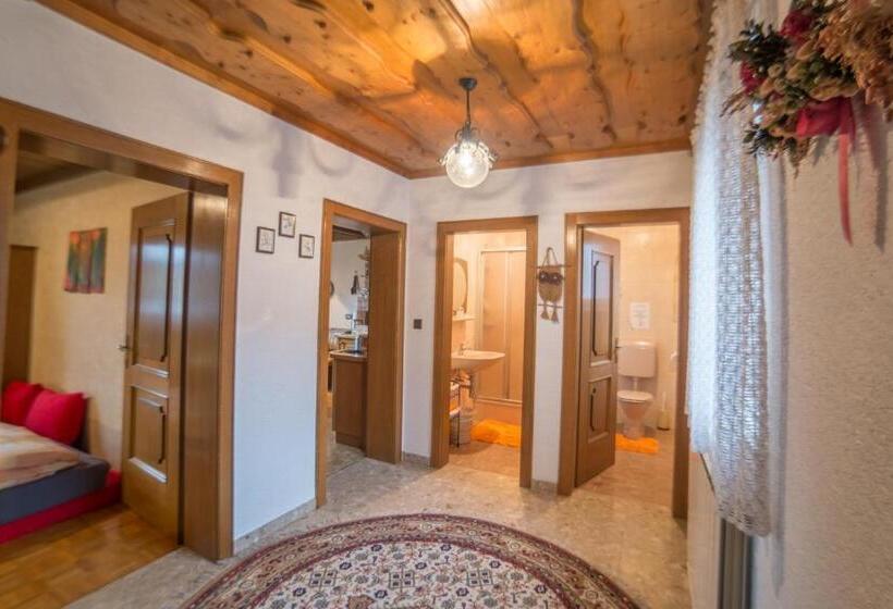 شقة غرفة واحدة مزودة بتراس, Apartmenthaus Kometerhof