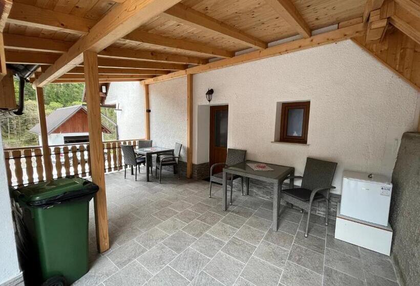 آپارتمان 1 خوابه با تراس, Apartmaji In Sobe Cuder