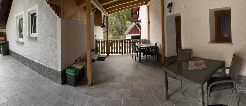 آپارتمان 1 خوابه با تراس, Apartmaji In Sobe Cuder