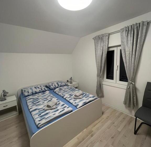 آپارتمان 1 خوابه با تراس, Apartmaji In Sobe Cuder