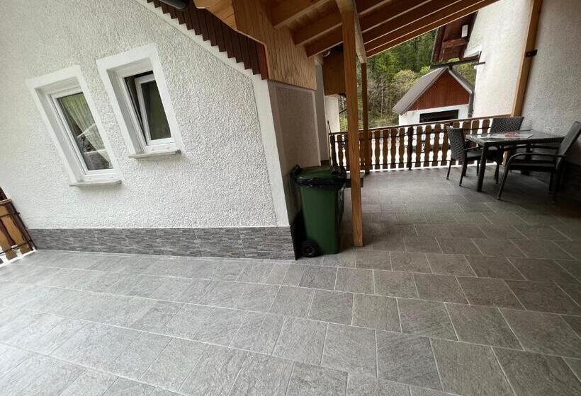 آپارتمان 1 خوابه با چشمانداز, Apartmaji In Sobe Cuder