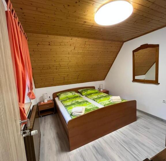 آپارتمان 1 خوابه با چشمانداز, Apartmaji In Sobe Cuder