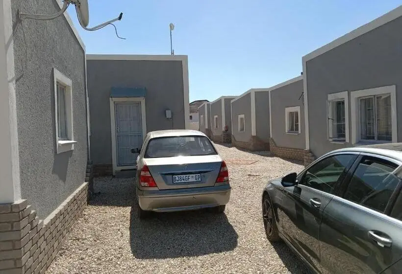 Perhehuone, Fourties Guest House