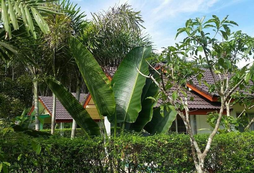 스탠다드 방갈로, Thai Break Resort