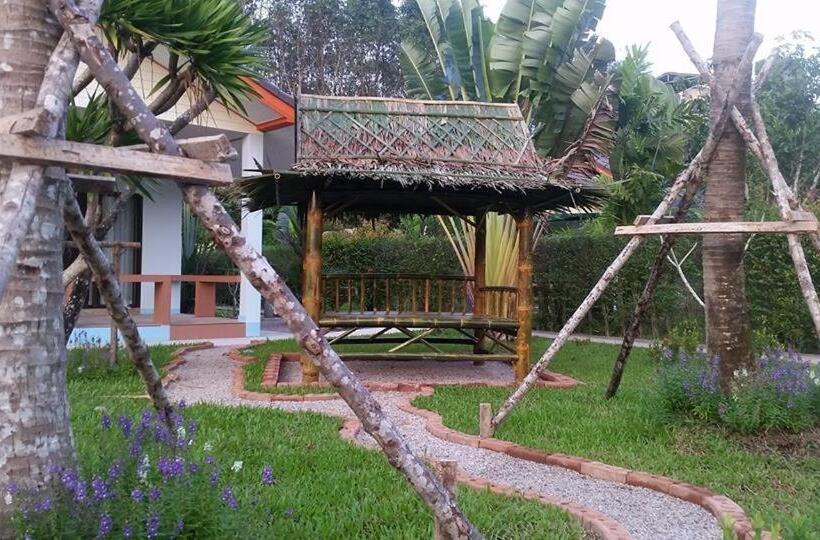 家庭洋房, Thai Break Resort