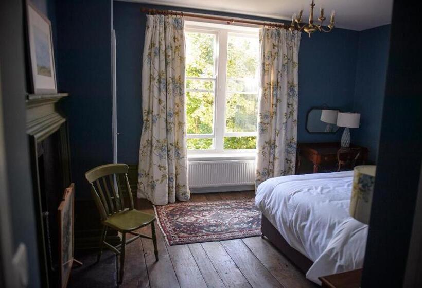 Номер Стандарт, Bank House B&b