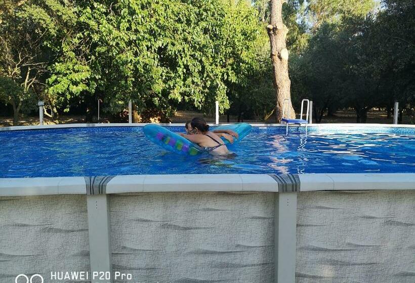 غرفة قياسية ثلاثية, Agriturismo La Giannottola