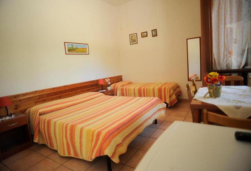 스탠다드 트리플 룸, Agriturismo La Giannottola