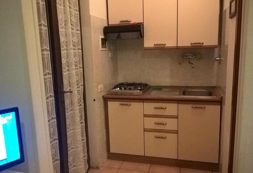 غرفة قياسية ثلاثية, Agriturismo La Giannottola