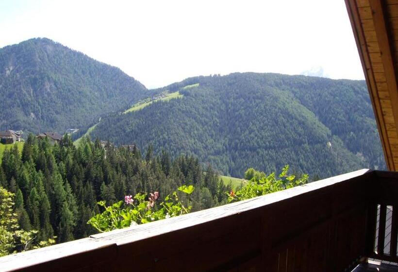 آپارتمان 2 خوابه, Soroea