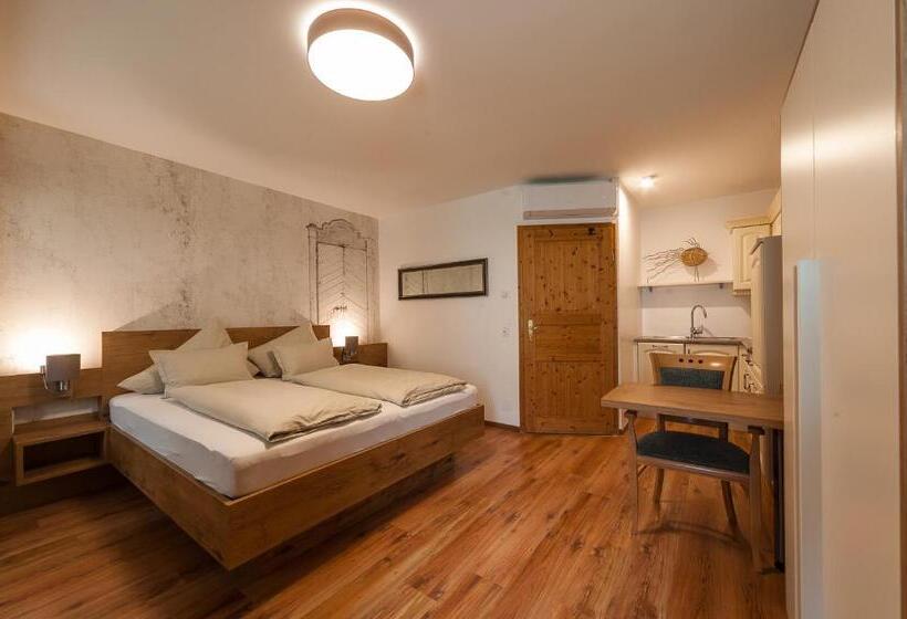 استودیو استاندارد با تراس, Arkadenhof Zur Puszta Graf