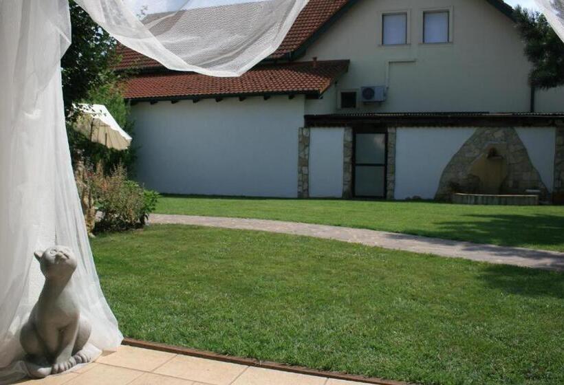 استودیو استاندارد با تراس, Arkadenhof Zur Puszta Graf