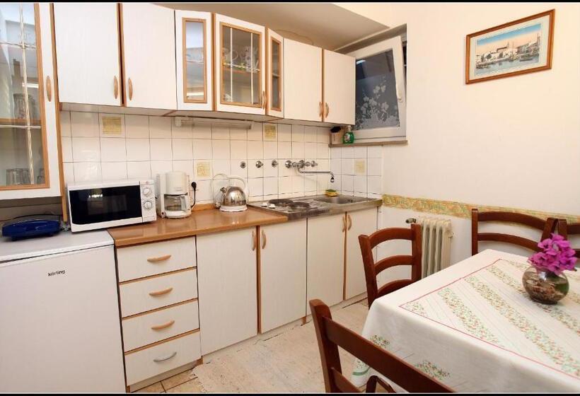 آپارتمان 1 خوابه همکف, Champagne Apartments Portorož Vp