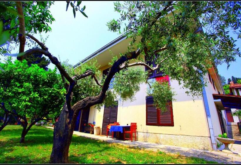 اتاق استاندارد با چشم‌انداز دریا, Champagne Apartments Portorož Vp