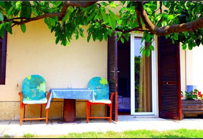 اتاق استاندارد با چشمانداز دریا, Champagne Apartments Portorož Vp