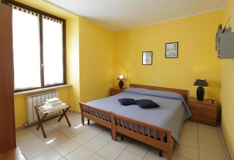 标准三人间, Il Cavallino