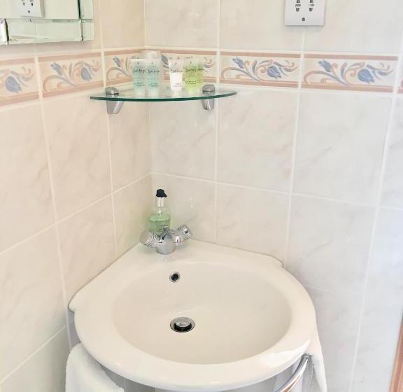 オーシャンビュースタンダードルーム, White Cottage B&b