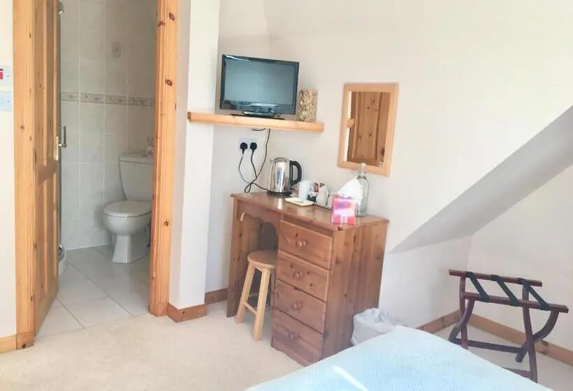 オーシャンビュースタンダードルーム, White Cottage B&b