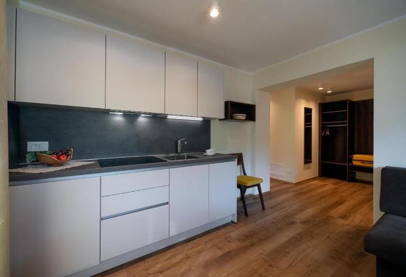 침실 1개 디럭스 아파트, Residence Soratru