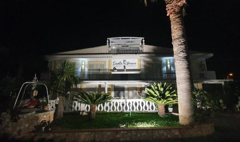 Escritório Deluxe, Santa Venere Apartments Parcheggio Privato Ricarica Auto Elettriche