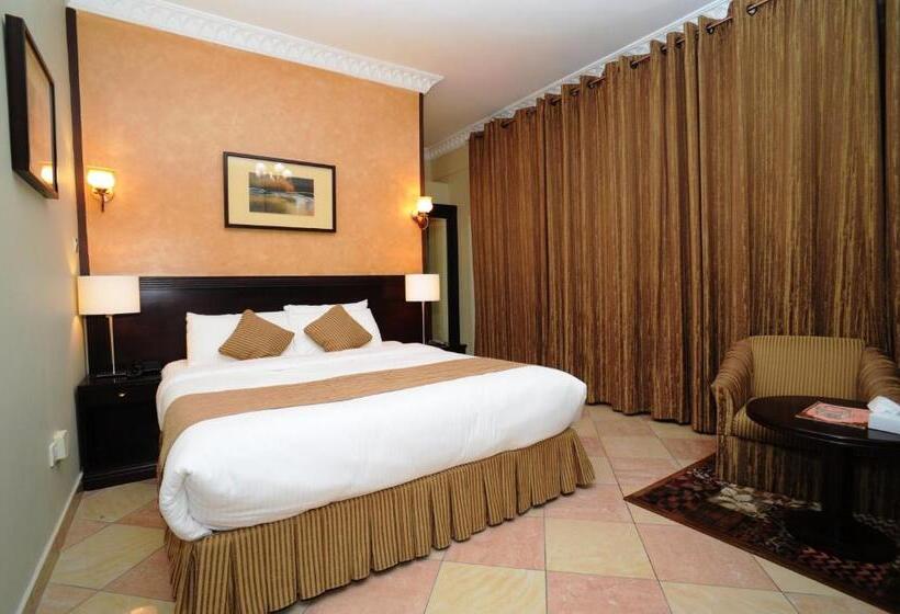 Полулюкс, Al Jazeera Royal Hotel