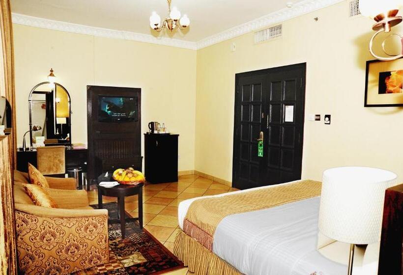 Полулюкс, Al Jazeera Royal Hotel