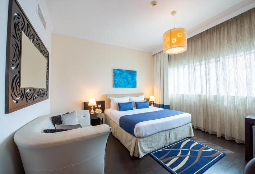 استودیو اجرایی, First Central Hotel Suites