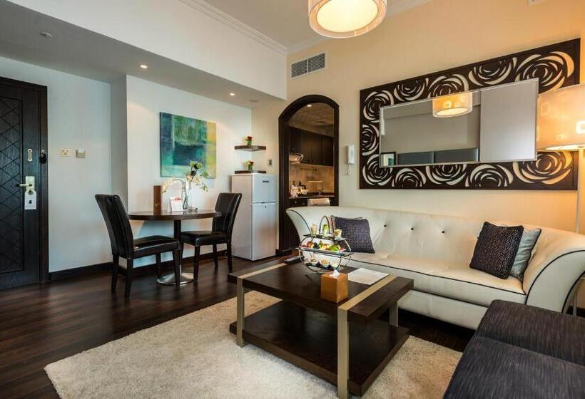 带双人大床的行政管理套房, First Central Hotel Suites