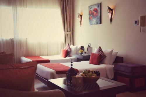 家庭间, First Central Hotel Suites