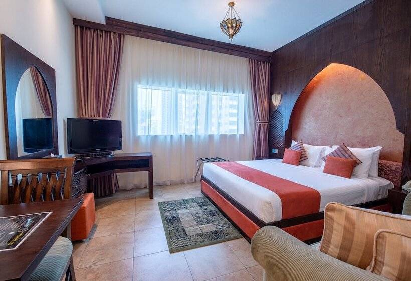 استودیوی کلاسیک, First Central Hotel Suites