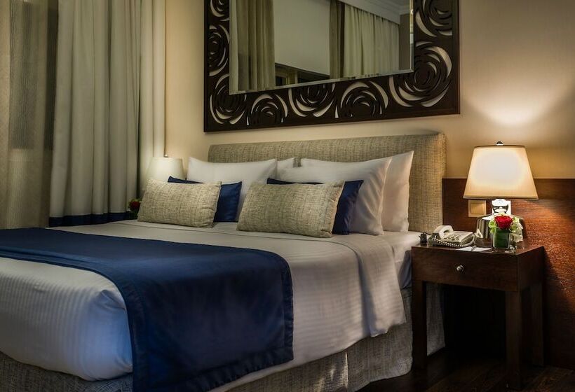 管理人员工作室, First Central Hotel Suites
