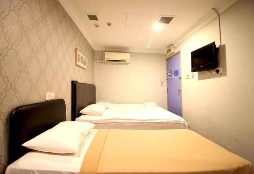 اتاق خانوادگی, Jjh Aliwal