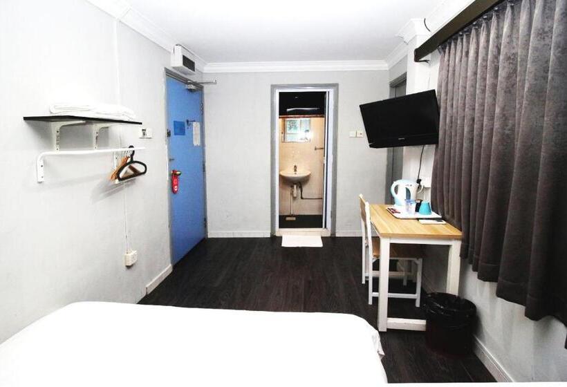 اتاق لوکس با بالکن, Jjh Aliwal