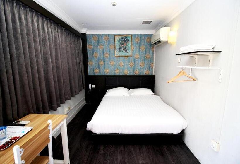 اتاق لوکس با بالکن, Jjh Aliwal