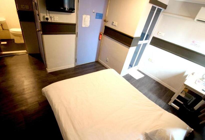 اتاق لوکس با بالکن, Jjh Aliwal