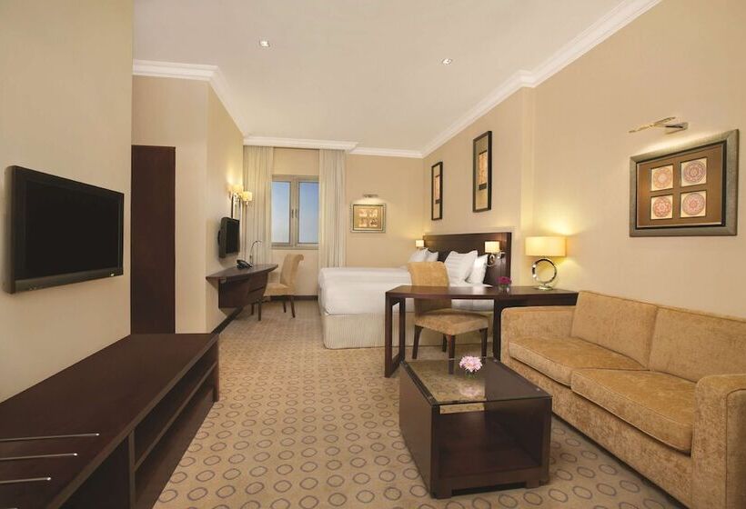 Номер Стандарт, Doubletree By Hilton Hotel Dhahran