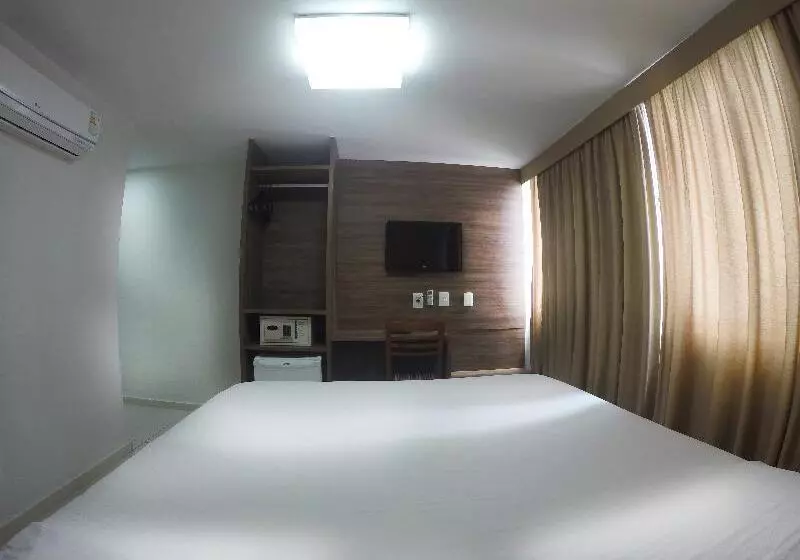 اتاق لوکس, Dublê Hotel   The Original