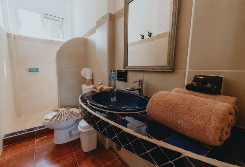 高级客房, Matan Kaan By Guru